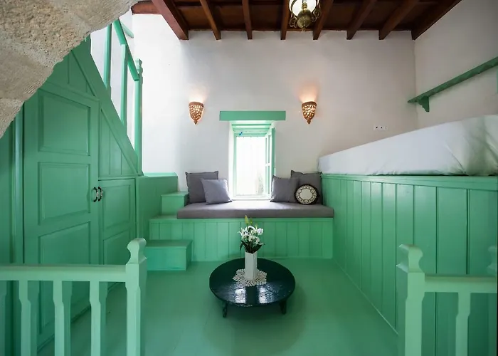 Hartso - Traditional Loft, Renovated Former Forge In 펜션 겐나디