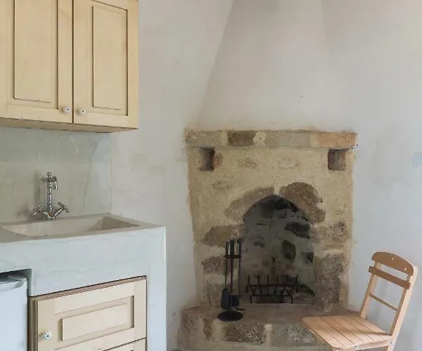 Nyaraló Hartso - Traditional Loft, Renovated Former Forge In
