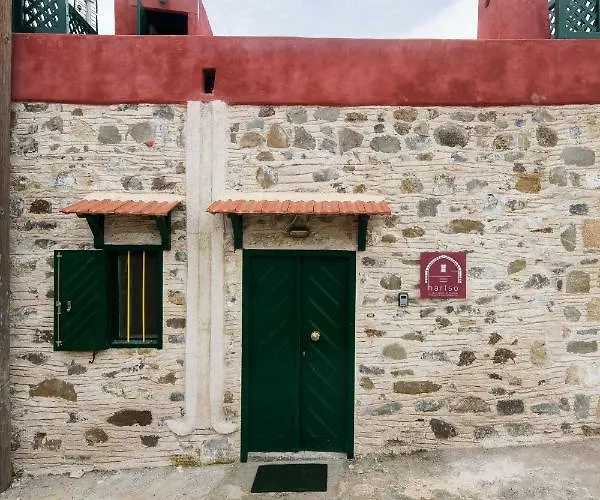 Hartso - Traditional Loft, Renovated Former Forge In * Jenádi